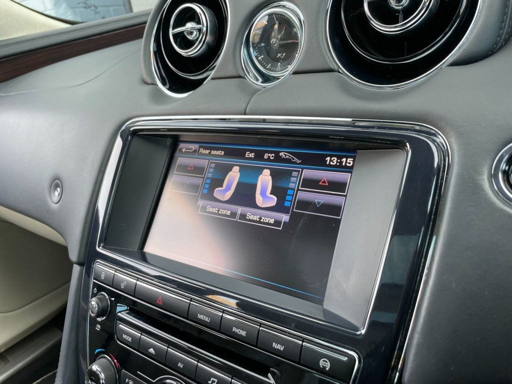 USED 2013 63 JAGUAR XJ 3.0 D V6 PORTFOLIO 4d 275 BHP 