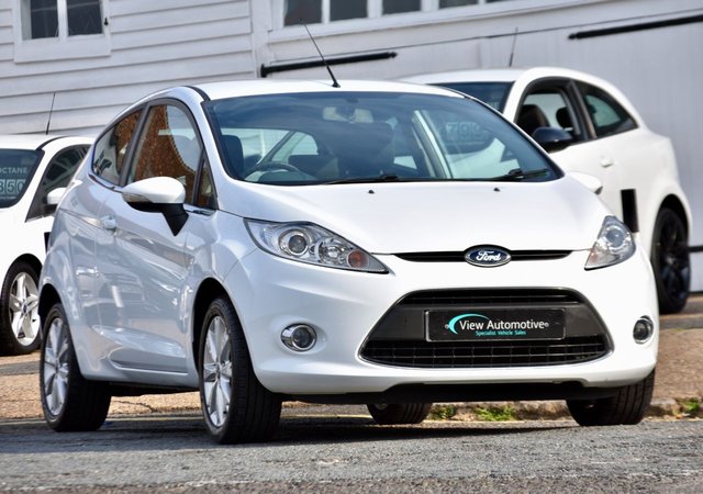 2011 11 Ford Fiesta 1.4 ZETEC 16V 3d 96 BHP