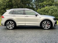 USED 2016 66 VOLKSWAGEN TIGUAN 2.0 R-LINE TDI BMT 4MOTION DSG 5d 188 BHP Panoramic Glass Roof 4X4  DAB