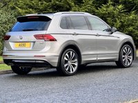 USED 2016 66 VOLKSWAGEN TIGUAN 2.0 R-LINE TDI BMT 4MOTION DSG 5d 188 BHP Panoramic Glass Roof 4X4  DAB