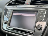 USED 2016 66 VOLKSWAGEN TIGUAN 2.0 R-LINE TDI BMT 4MOTION DSG 5d 188 BHP Panoramic Glass Roof 4X4  DAB