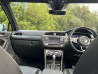 USED 2016 66 VOLKSWAGEN TIGUAN 2.0 R-LINE TDI BMT 4MOTION DSG 5d 188 BHP Panoramic Glass Roof 4X4  DAB