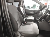 USED 2015 15 HYUNDAI i800 2.5 CRDI SE 5d 134 BHP 