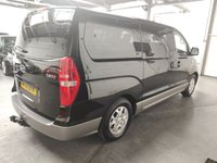 USED 2015 15 HYUNDAI i800 2.5 CRDI SE 5d 134 BHP 