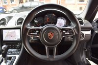 USED 2018 18 PORSCHE 718 2.0 CAYMAN PDK 2d 295 BHP 20" CARRERA ALLOYS / CAR PLAY