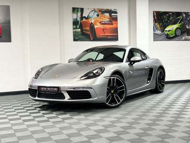 2018 18 Porsche 718 2.0 CAYMAN PDK 2d 295 BHP