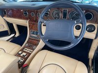 USED 2001 ROLLS-ROYCE CORNICHE 6.8  RARE EXAMPLE - MOST DESIRABLE COLOUR COMBINATION - ONLY 38 PRODUCED IN RHD - NEVER EXPORTED - RR SERVICE HISTORY