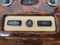 USED 2001 ROLLS-ROYCE CORNICHE 6.8  RARE EXAMPLE - MOST DESIRABLE COLOUR COMBINATION - ONLY 38 PRODUCED IN RHD - NEVER EXPORTED - RR SERVICE HISTORY