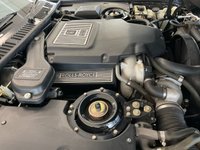 USED 2001 ROLLS-ROYCE CORNICHE 6.8  RARE EXAMPLE - MOST DESIRABLE COLOUR COMBINATION - ONLY 38 PRODUCED IN RHD - NEVER EXPORTED - RR SERVICE HISTORY