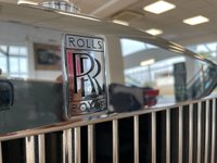 USED 2001 ROLLS-ROYCE CORNICHE 6.8  RARE EXAMPLE - MOST DESIRABLE COLOUR COMBINATION - ONLY 38 PRODUCED IN RHD - NEVER EXPORTED - RR SERVICE HISTORY