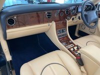 USED 2001 ROLLS-ROYCE CORNICHE 6.8  RARE EXAMPLE - MOST DESIRABLE COLOUR COMBINATION - ONLY 38 PRODUCED IN RHD - NEVER EXPORTED - RR SERVICE HISTORY