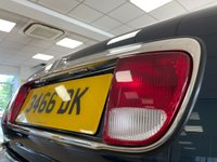 USED 2001 ROLLS-ROYCE CORNICHE 6.8  RARE EXAMPLE - MOST DESIRABLE COLOUR COMBINATION - ONLY 38 PRODUCED IN RHD - NEVER EXPORTED - RR SERVICE HISTORY