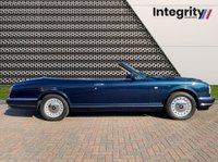 USED 2001 ROLLS-ROYCE CORNICHE 6.8  RARE EXAMPLE - MOST DESIRABLE COLOUR COMBINATION - ONLY 38 PRODUCED IN RHD - NEVER EXPORTED - RR SERVICE HISTORY