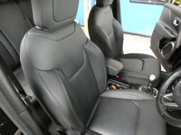 USED 2019 69 JEEP RENEGADE 1.0 LIMITED 5d 118 BHP SAT NAV LEATHER HEATED SEATS GENUINE LOW MILES