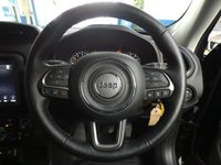 USED 2019 69 JEEP RENEGADE 1.0 LIMITED 5d 118 BHP SAT NAV LEATHER HEATED SEATS GENUINE LOW MILES