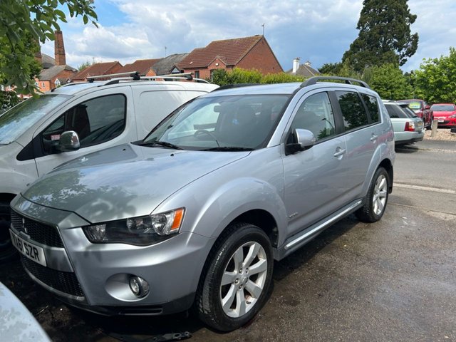 View our Mitsubishi Outlander range