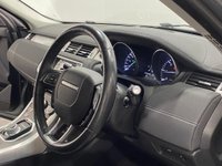 USED 2015 15 LAND ROVER RANGE ROVER EVOQUE 2.2 SD4 DYNAMIC LUX 5d 190 BHP High Specification Factory options, power tailgate, panoramic glass roof, privacy glass, heated steering wheel