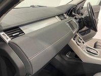 USED 2015 15 LAND ROVER RANGE ROVER EVOQUE 2.2 SD4 DYNAMIC LUX 5d 190 BHP High Specification Factory options, power tailgate, panoramic glass roof, privacy glass, heated steering wheel