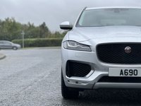USED 2016 16 JAGUAR F-PACE 3.0 V6 S AWD 5d 296 BHP Digital Cockpit Body Styling