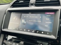 USED 2016 16 JAGUAR F-PACE 3.0 V6 S AWD 5d 296 BHP Digital Cockpit Body Styling