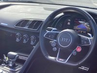 USED 2017 17 AUDI R8 5.2 SPYDER V10 QUATTRO 2d 533 BHP **Ceramic's - B&O - Audi Warranty** 