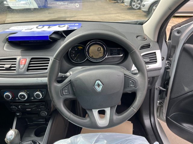 2009 Renault Megane 1.5L Dynamique DCI 3dr - Photo 7