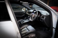 USED 2017 67 PORSCHE MACAN 3.0 D S PDK 5d 258 BHP 21 inch Turbo, BOSE, Pan Roof, 24 month warranty