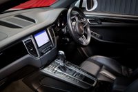 USED 2017 67 PORSCHE MACAN 3.0 D S PDK 5d 258 BHP 21 inch Turbo, BOSE, Pan Roof, 24 month warranty