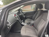 USED 2015 15 VAUXHALL ASTRA 2.0 SRI CDTI 5d 163 BHP 