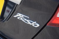 USED 2009 59 FORD FIESTA 1.4 ZETEC 16V 5d 96 BHP 