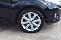 USED 2009 59 FORD FIESTA 1.4 ZETEC 16V 5d 96 BHP 