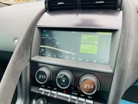 USED 2019 69 JAGUAR F-TYPE 5.0 V8 SVR 2d 567 BHP F/S/H, Pan Roof, Meridan Sound