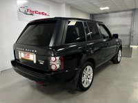 USED 2011 61 LAND ROVER RANGE ROVER 4.4 TDV8 VOGUE 5d 313 BHP * PARK SENSORS * LEATHER *  PRIVACY * CLIMATE * NAV *