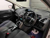 USED 2013 13 FORD GRAND C-MAX 1.0 TITANIUM 5d 124 BHP * 7 SEATS * PARK SENSORS *  PRIVACY * CLIMATE * 17" ALLOYS *