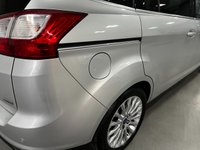 USED 2013 13 FORD GRAND C-MAX 1.0 TITANIUM 5d 124 BHP * 7 SEATS * PARK SENSORS *  PRIVACY * CLIMATE * 17" ALLOYS *