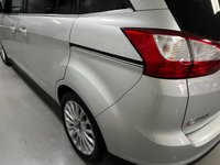 USED 2013 13 FORD GRAND C-MAX 1.0 TITANIUM 5d 124 BHP * 7 SEATS * PARK SENSORS *  PRIVACY * CLIMATE * 17" ALLOYS *