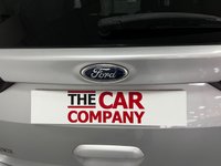 USED 2013 13 FORD GRAND C-MAX 1.0 TITANIUM 5d 124 BHP * 7 SEATS * PARK SENSORS *  PRIVACY * CLIMATE * 17" ALLOYS *