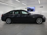 USED 2013 63 BMW 5 SERIES 3.0 530D LUXURY 4d 255 BHP A STUNNING BMW 5 SERIES LOADED WITH FACTORY EXTRAS & BMW SERVICE HISTORY