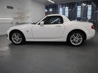 USED 2014 14 MAZDA MX-5 1.8 I ROADSTER SE 2d 125 BHP STUNNING LOW MILEAGE WITH DEALERSHIP SERVICE HISTORY.
