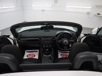 USED 2014 14 MAZDA MX-5 1.8 I ROADSTER SE 2d 125 BHP STUNNING LOW MILEAGE WITH DEALERSHIP SERVICE HISTORY.