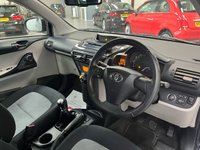 USED 2013 13 TOYOTA IQ 1.0 VVT-I IQ2 3d 68 BHP &pound;0 Tax Auto Lights/Wipers BT