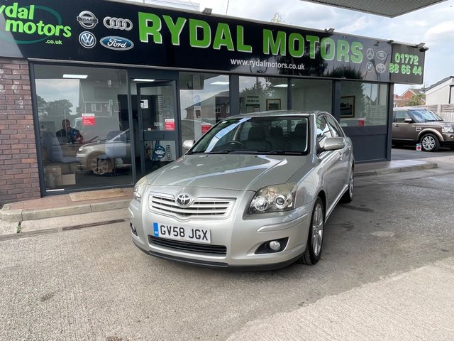 2008 58 Toyota Avensis 2.0 TR D-4D 5d 125 BHP
