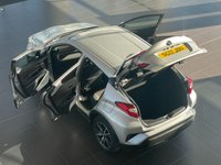 USED 2017 17 TOYOTA CHR 1.8 EXCEL 5d 122 BHP PARKING, LANE & BLIND SPOT ASSIST!