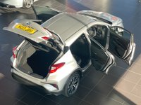 USED 2017 17 TOYOTA CHR 1.8 EXCEL 5d 122 BHP PARKING, LANE & BLIND SPOT ASSIST!