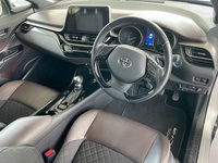 USED 2017 17 TOYOTA CHR 1.8 EXCEL 5d 122 BHP PARKING, LANE & BLIND SPOT ASSIST!