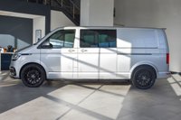 USED 2020 70 VOLKSWAGEN TRANSPORTER T6.1 T32 2.0 TDI 150PS HIGHLINE KOMBI LWB Factory 150 Kombi LWB