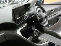 USED 2021 21 PEUGEOT 5008 1.5 BLUEHDI S/S ALLURE PREMIUM 5d 129 BHP 7 SEATS SAT NAV PART LEATHER EURO 6 CAZ ULEZ COMPLIANT