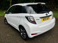 USED 2014 TOYOTA YARIS 1.5 HYBRID TREND 5d AUTO 61 BHP REAR PARK CAMERA//PANORAMIC GLASS ROOF//DASH CAM//CHERISH REGISTRATION NUMBER AT EXTRA COST ----CHERISH REGISTRATION NUMBER-N33 ACS- IS EXTRA COST @&pound;395-----