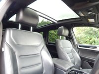 USED 2016 66 VOLKSWAGEN TOUAREG 3.0 V6 R-LINE PLUS TDI BLUEMOTION TECHNOLOGY 5d 259 BHP HEATED SEATS--SATNAV-FSH