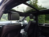 USED 2016 66 VOLKSWAGEN TOUAREG 3.0 V6 R-LINE PLUS TDI BLUEMOTION TECHNOLOGY 5d 259 BHP HEATED SEATS--SATNAV-FSH